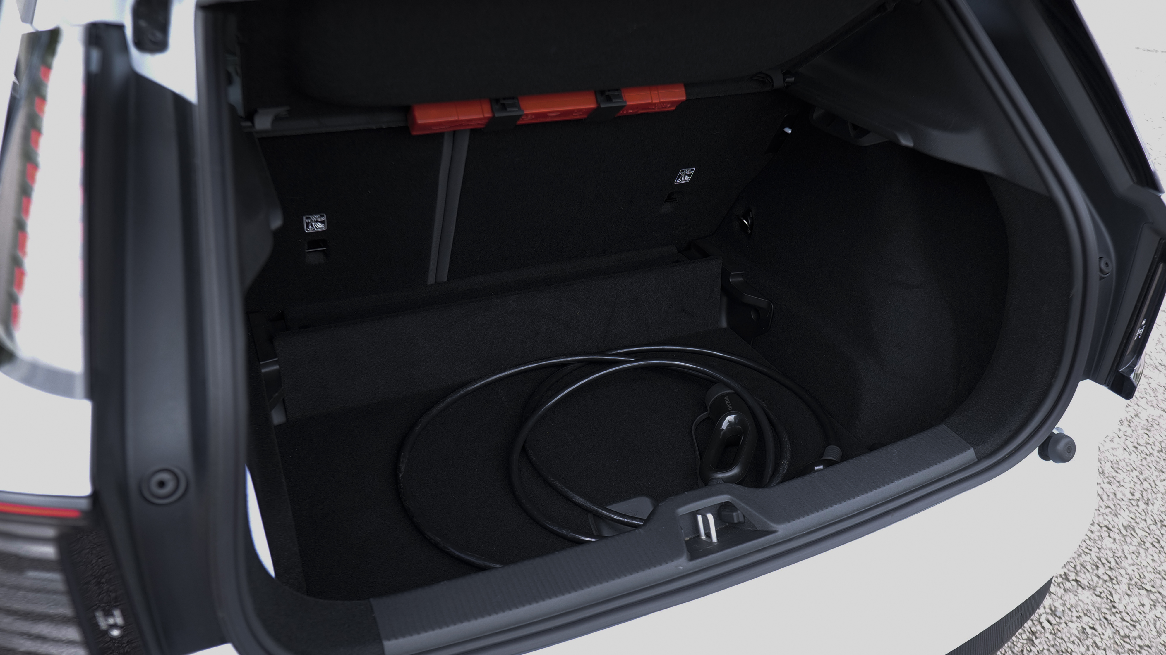 VOLVO EX30 ESTATE 200kW P5 Long Range Plus 69kWh 5dr Auto